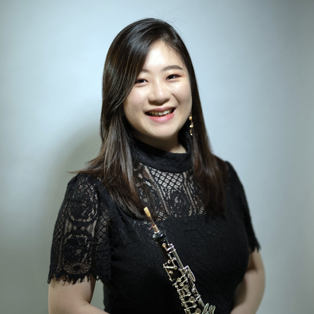 Charis Lai - oboe and piano lessons